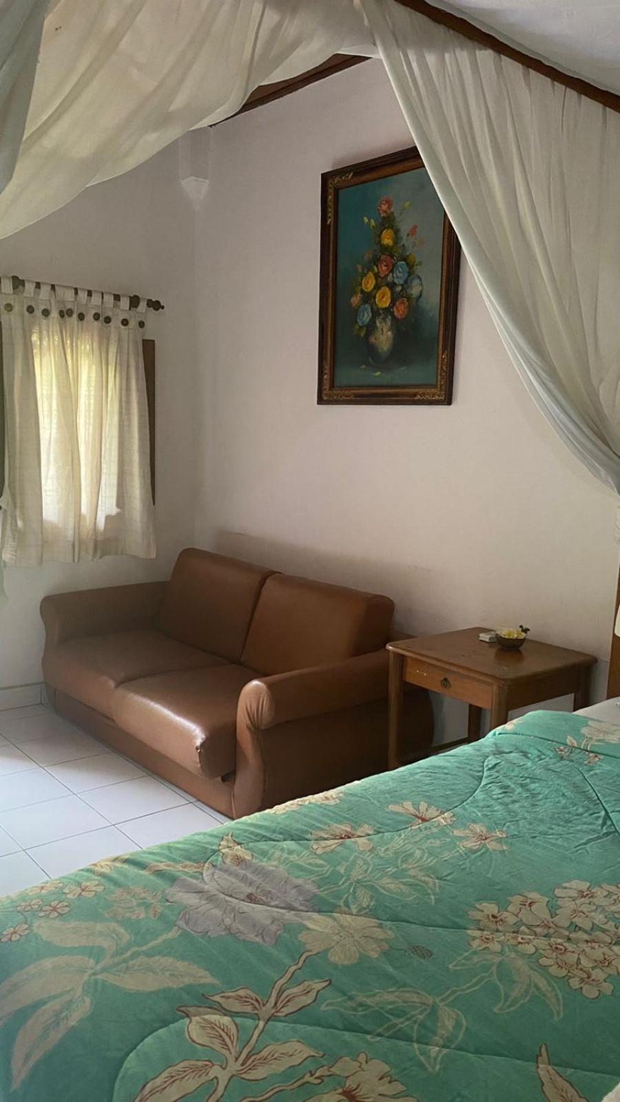 Barclona Guesthouses Lovina Pabean Buleleng Habitación foto