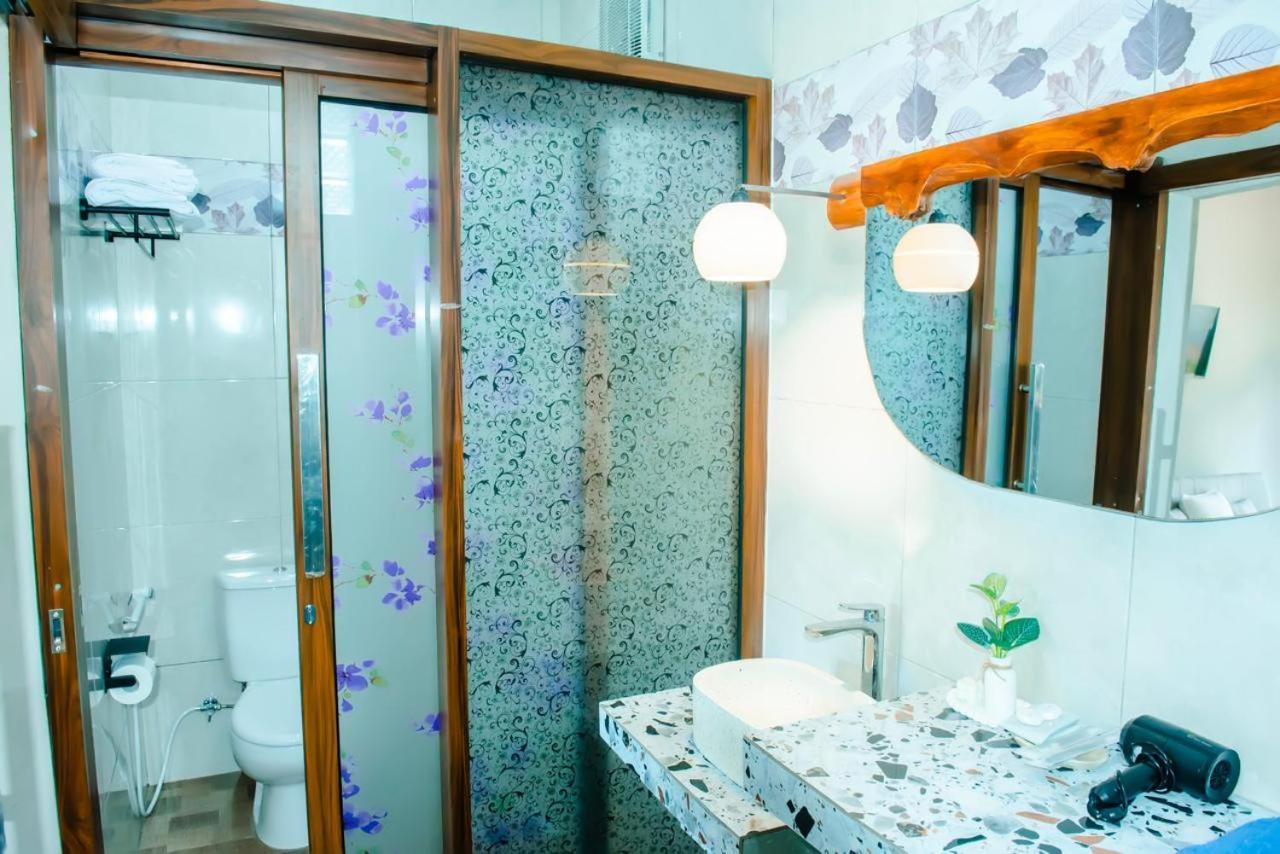 Barclona Guesthouses Lovina Pabean Buleleng Habitación foto